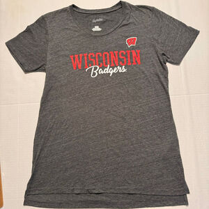 Wisconsin Badgers Women's Medium Shirt, Gray, NWOT